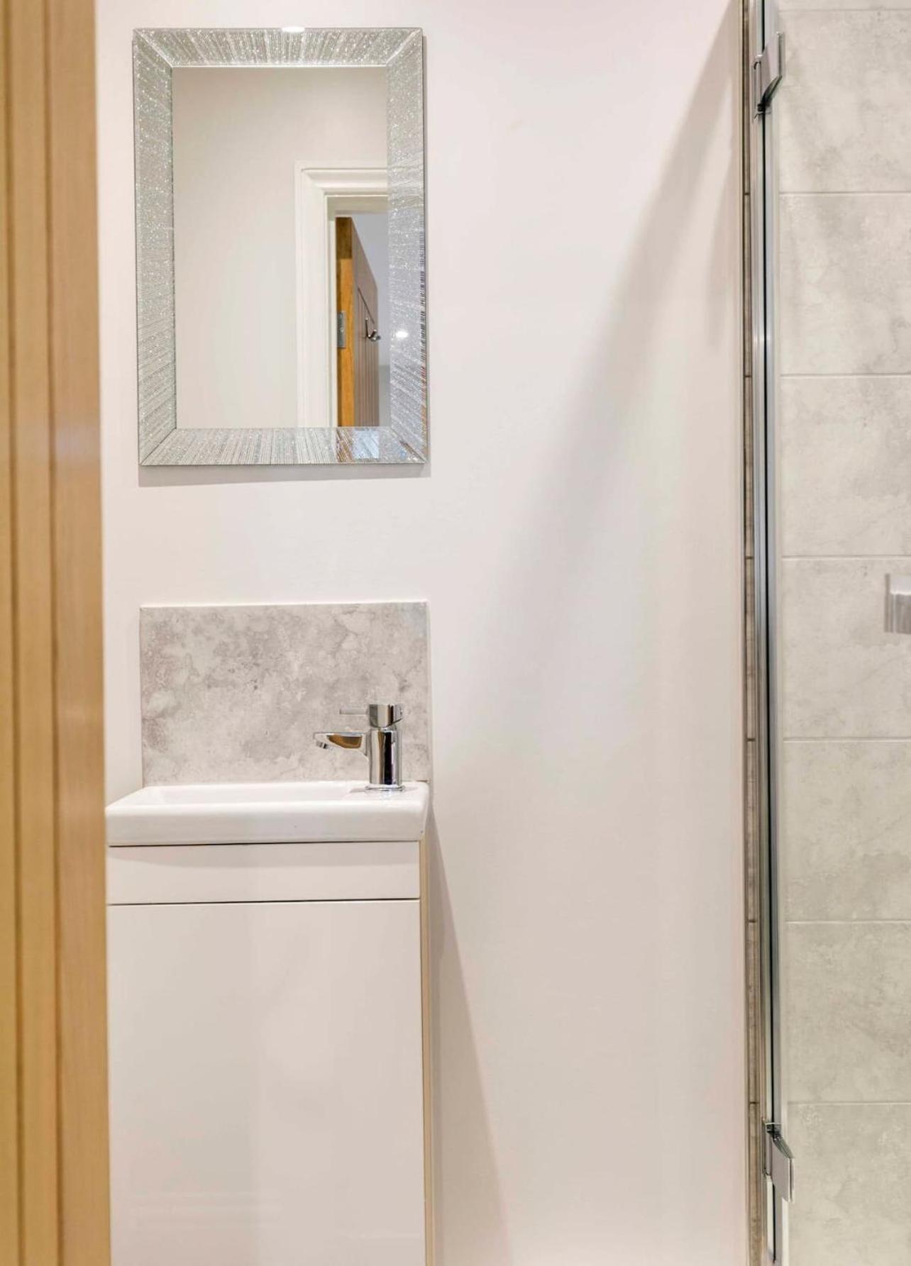 City Cb1 Studio Just Off Mill Rd, Close To Train Station - Walk To Station And City Centre Кембридж Екстер'єр фото